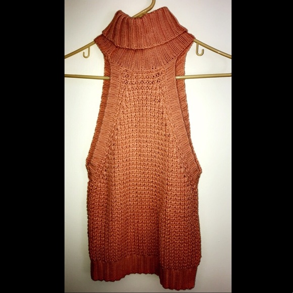 Lemonade Pink Sleeveless Turtleneck Top - Picture 2 of 3